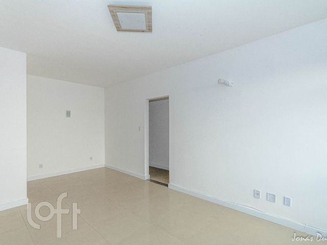 Apartamento com 113m², 3 dormitórios, 3 vagas, Bom Fim em Porto Alegre