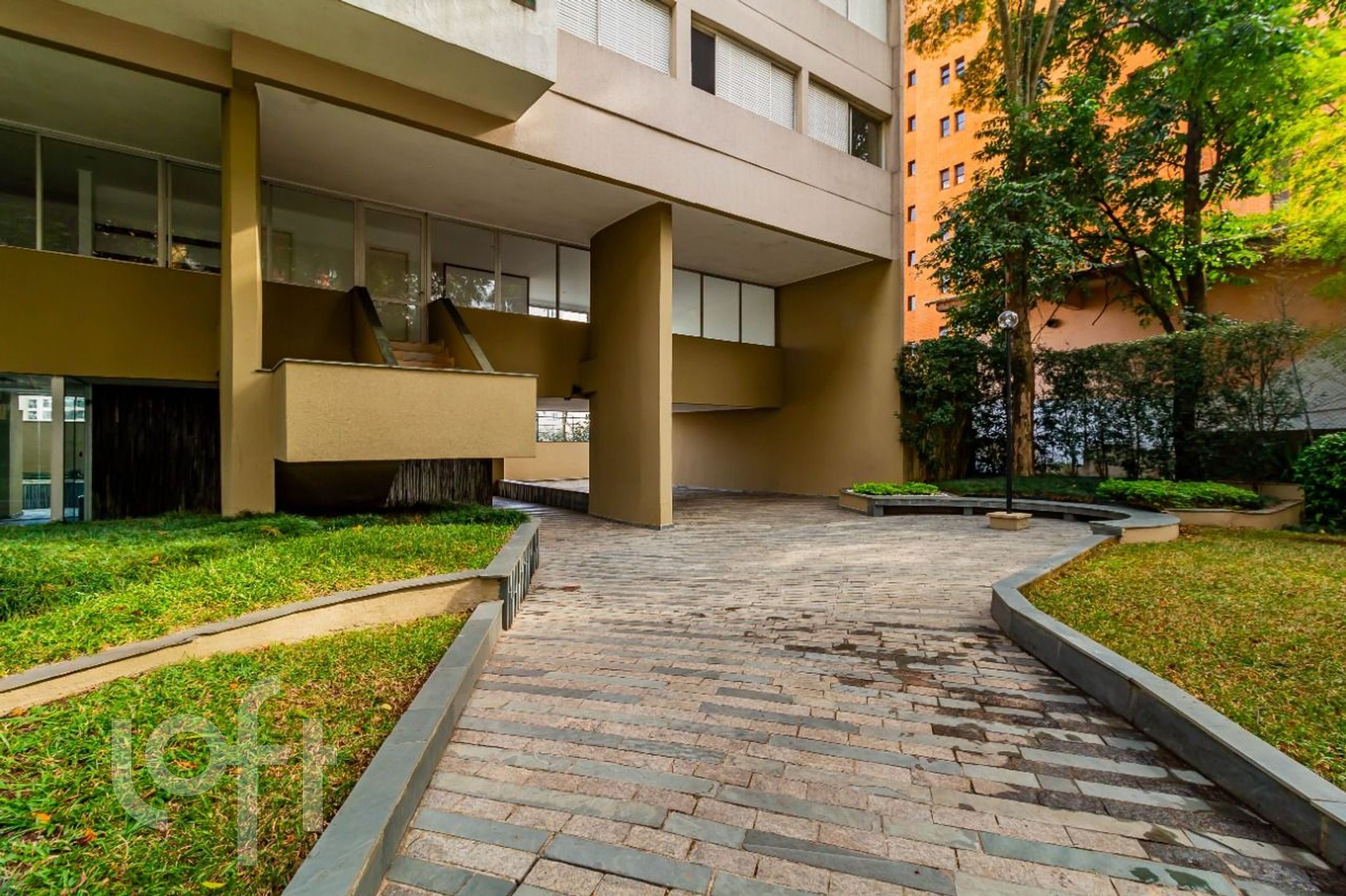 Apartamento à venda com 1 quarto, 220m² - Foto 48