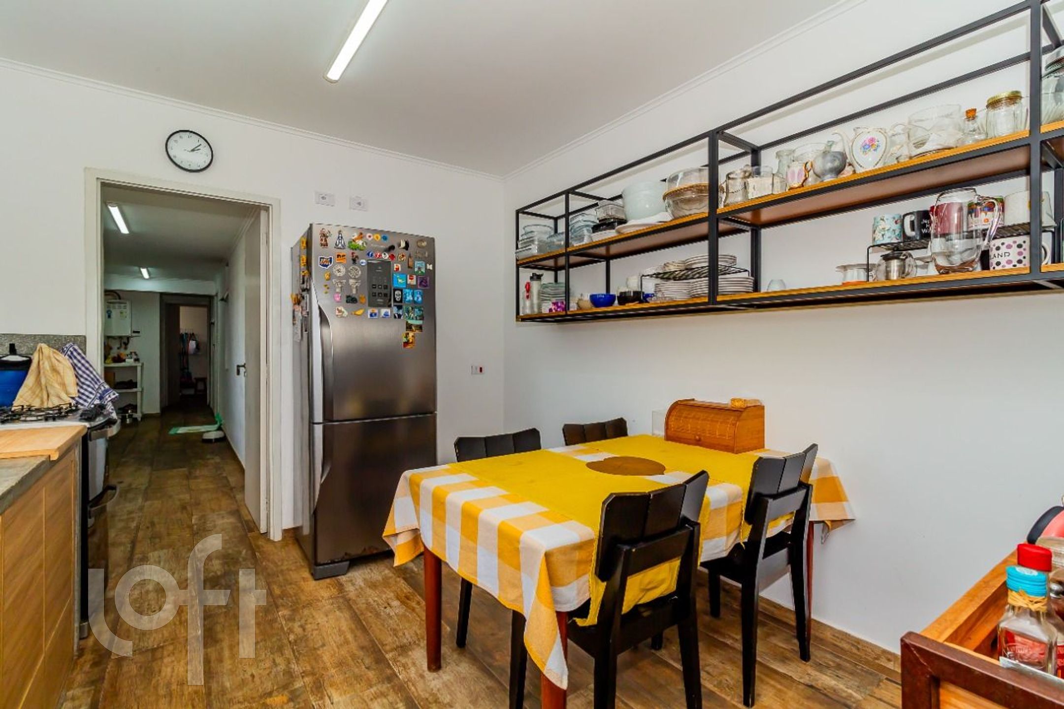 Apartamento à venda com 1 quarto, 220m² - Foto 18