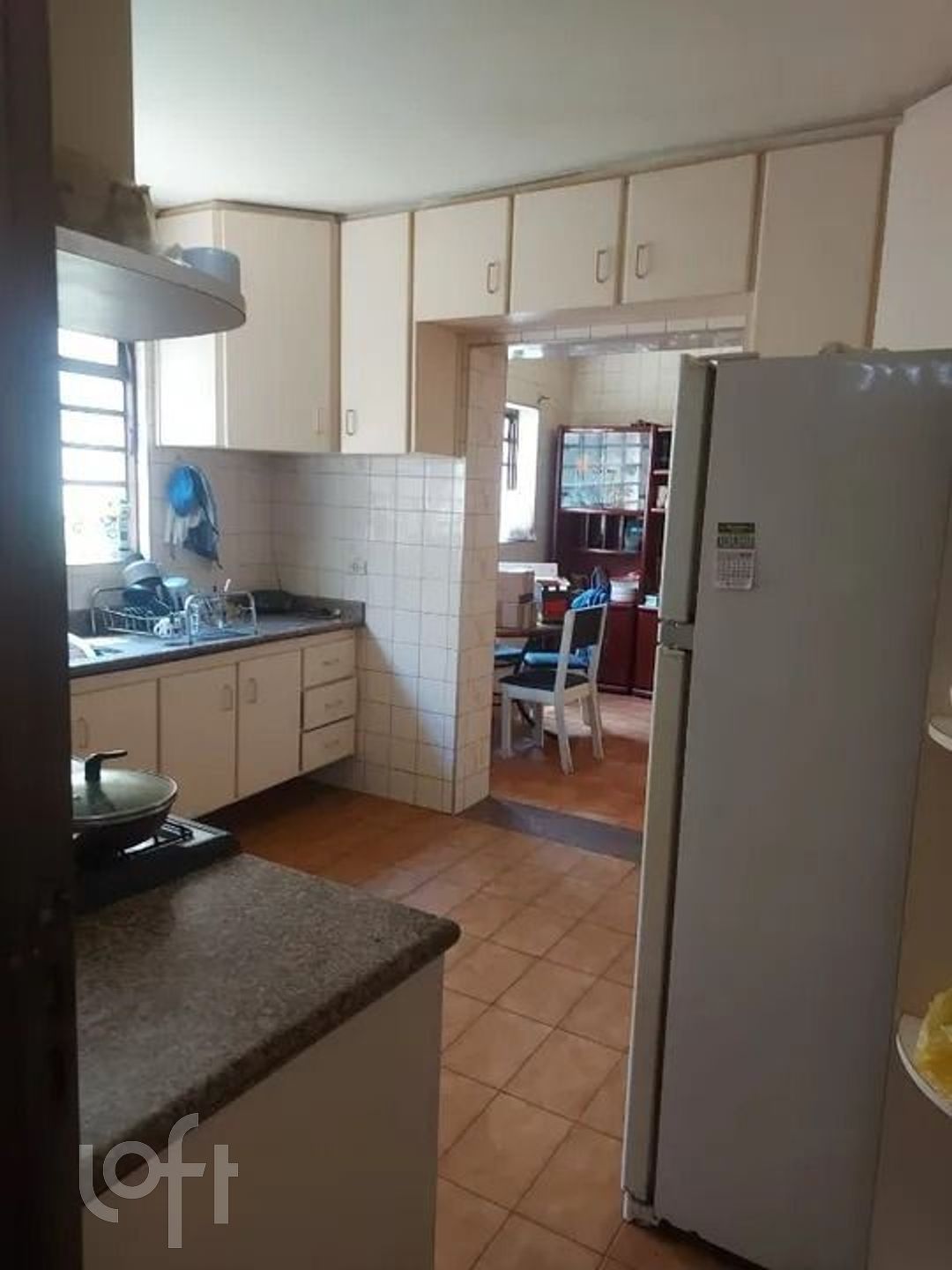 Casa à venda com 3 quartos, 168m² - Foto 2