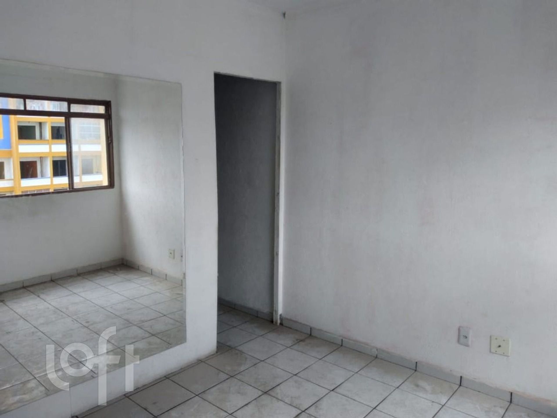 Apartamento à venda com 1 quarto, 45m² - Foto 3