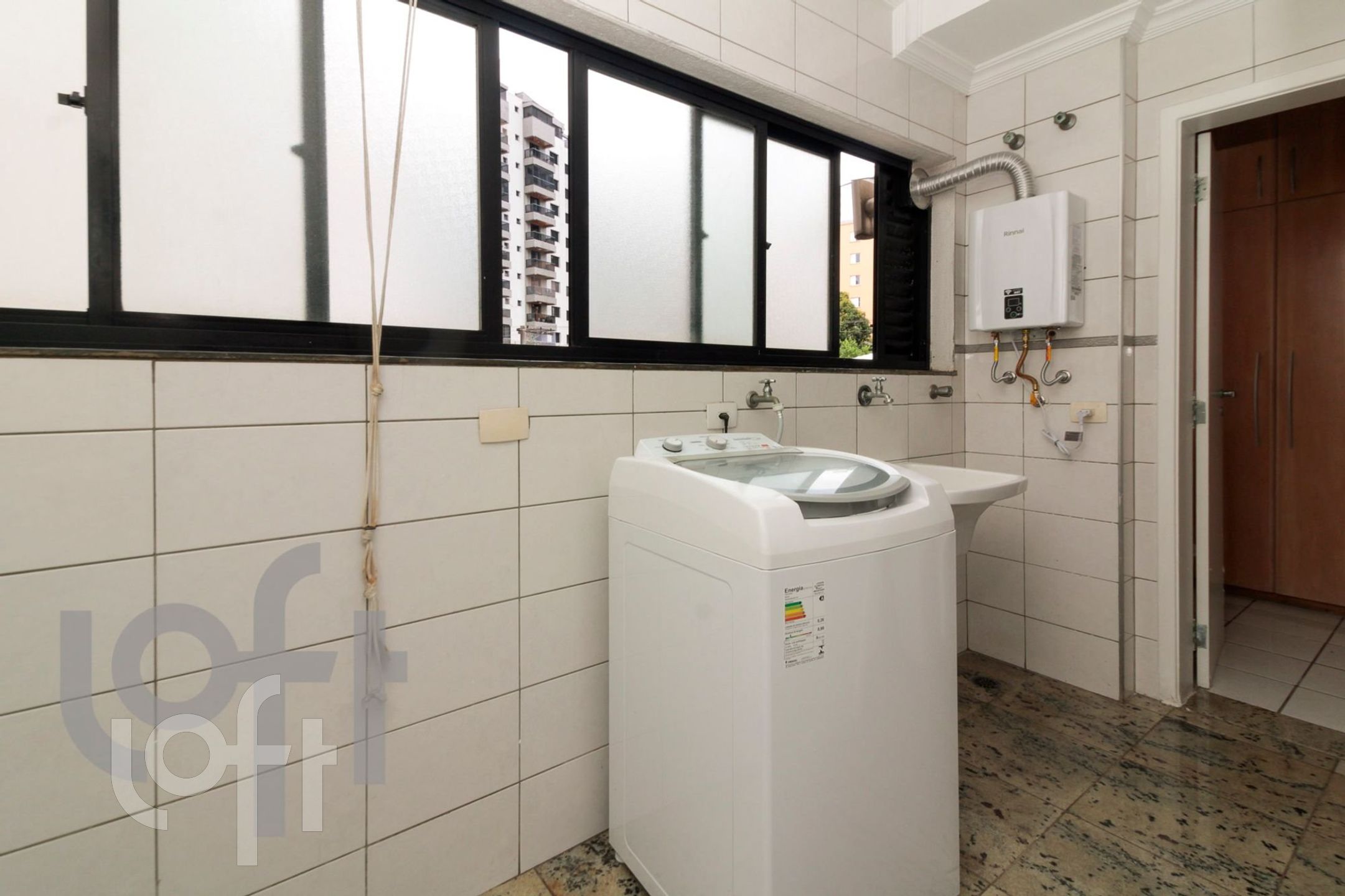 Apartamento à venda com 2 quartos, 110m² - Foto 30