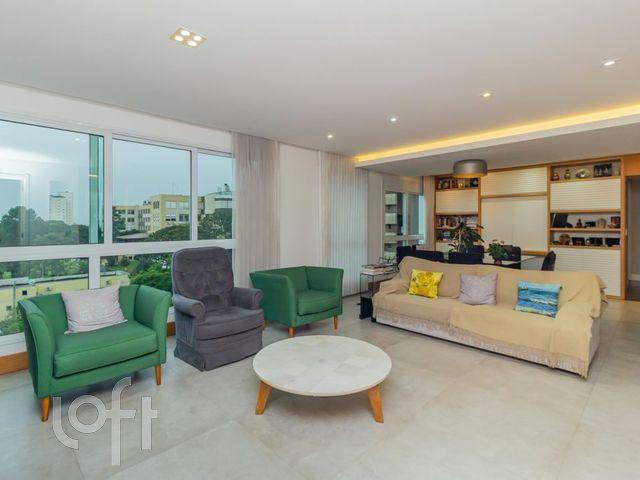 Apartamento com 110m², 3 dormitórios, 2 suítes, 2 vagas, Auxiliadora em Porto Alegre