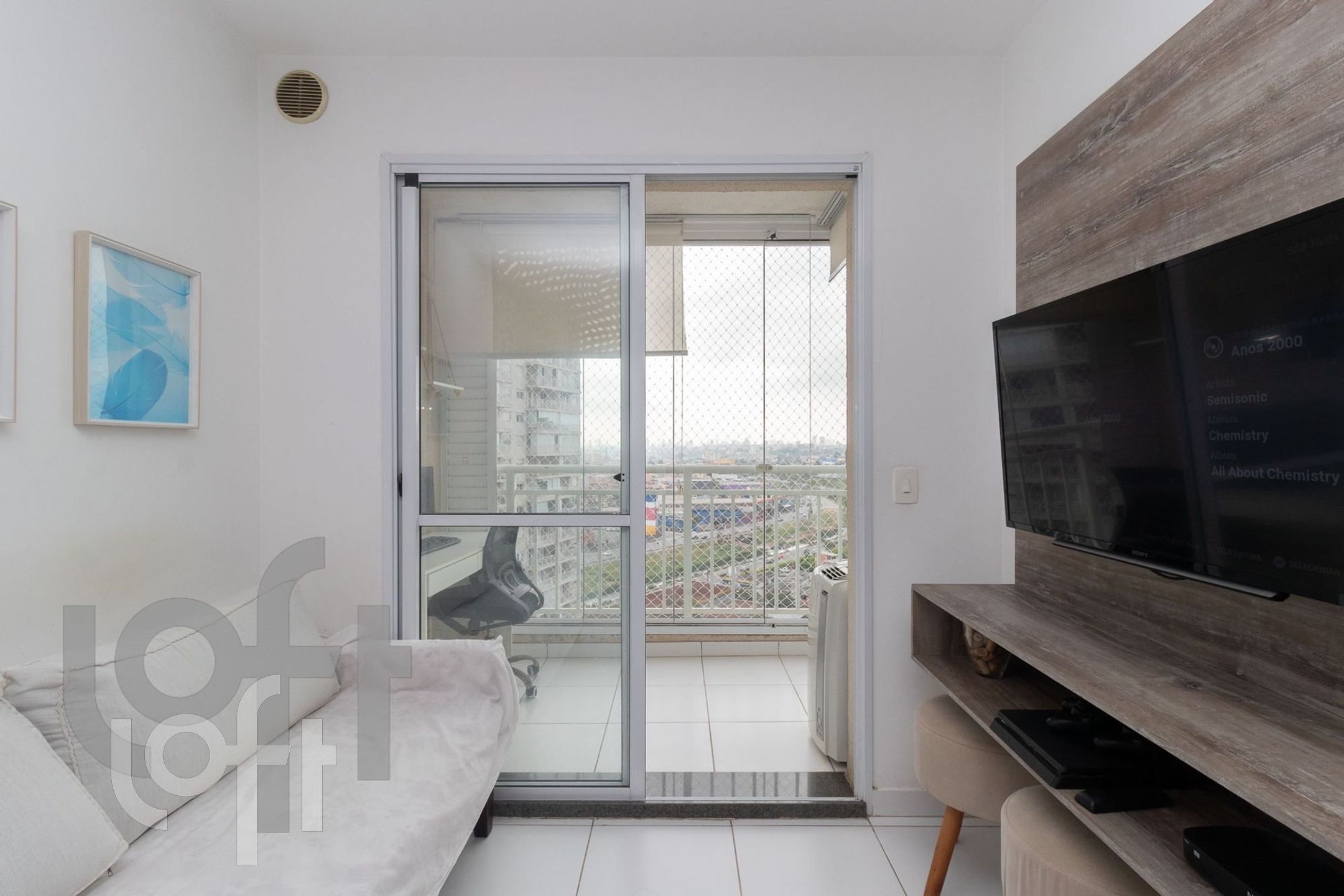 Apartamento à venda com 1 quarto, 32m² - Foto 1