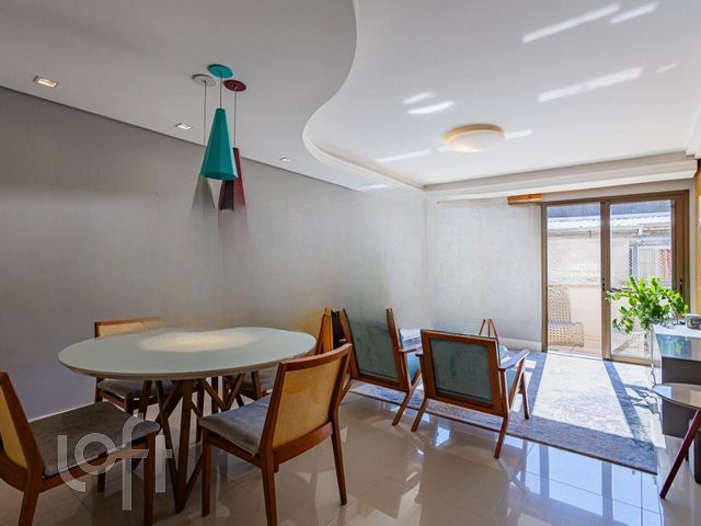 Apartamento com 140m², 2 dormitórios, 1 suíte, 2 vagas, Cristo Redentor em Porto Alegre