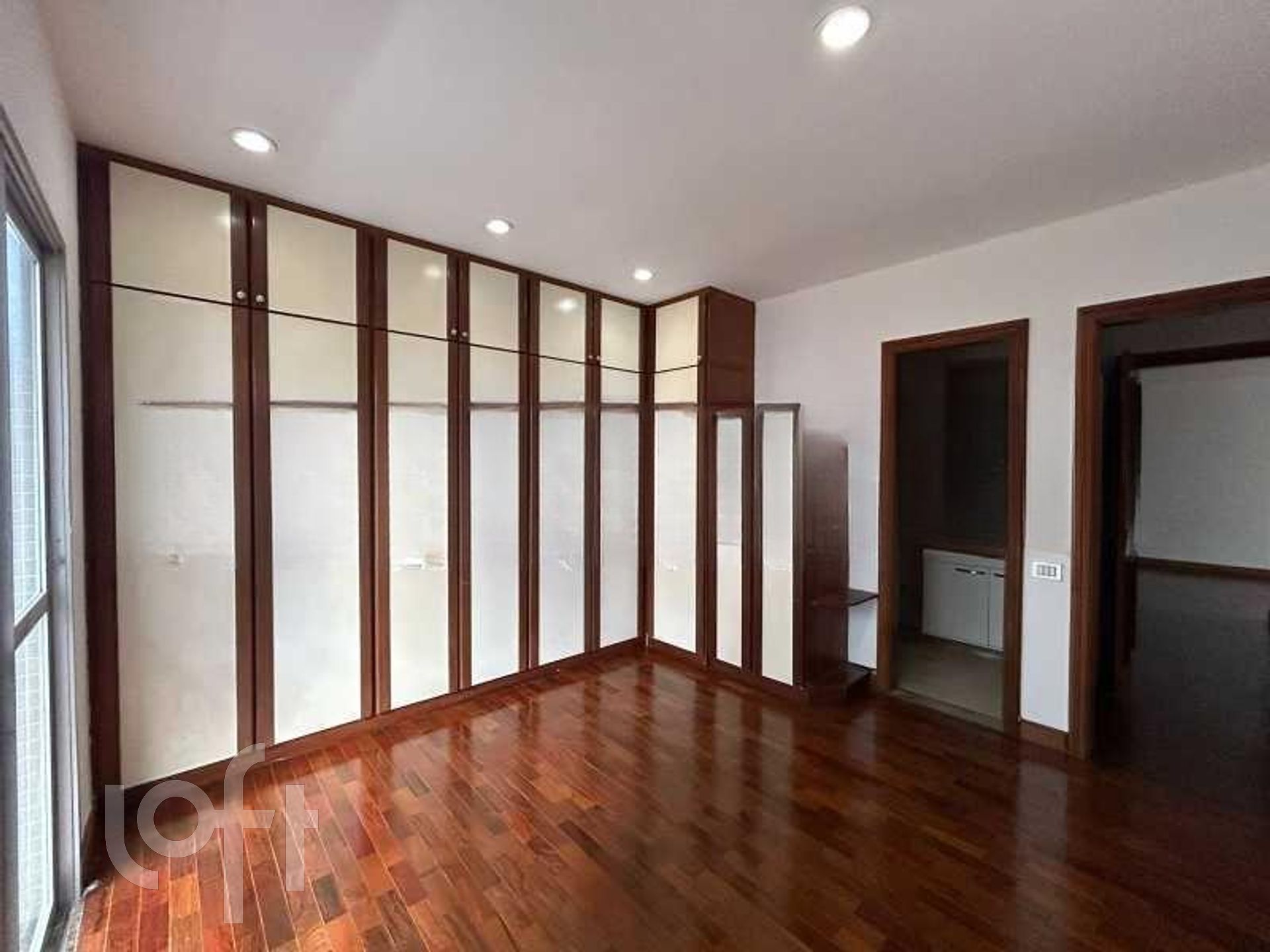 Apartamento à venda com 2 quartos, 138m² - Foto 9