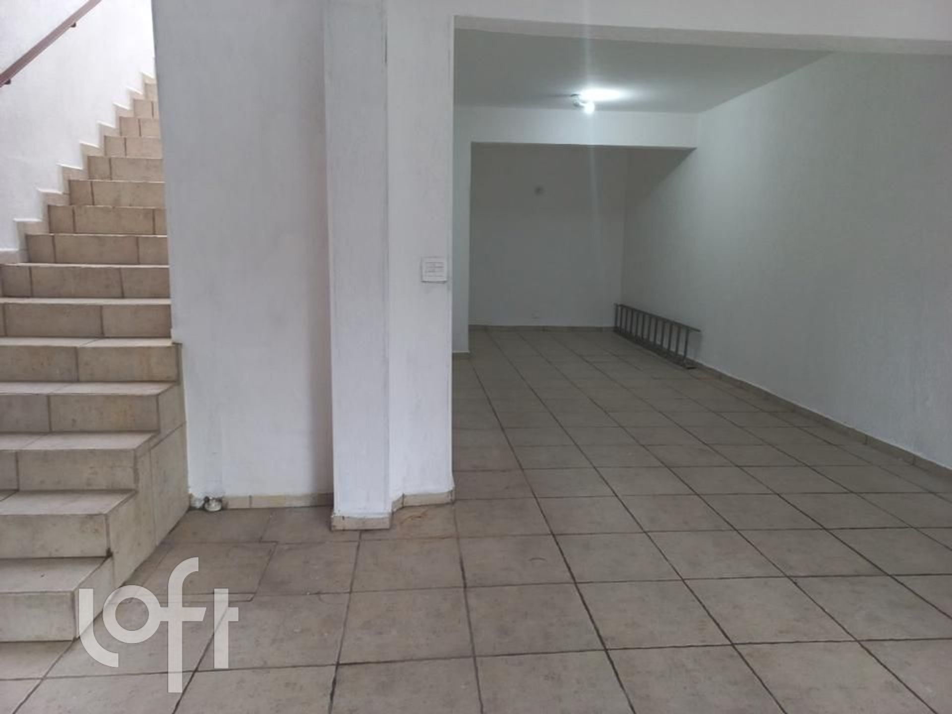 Casa à venda com 4 quartos, 168m² - Foto 3