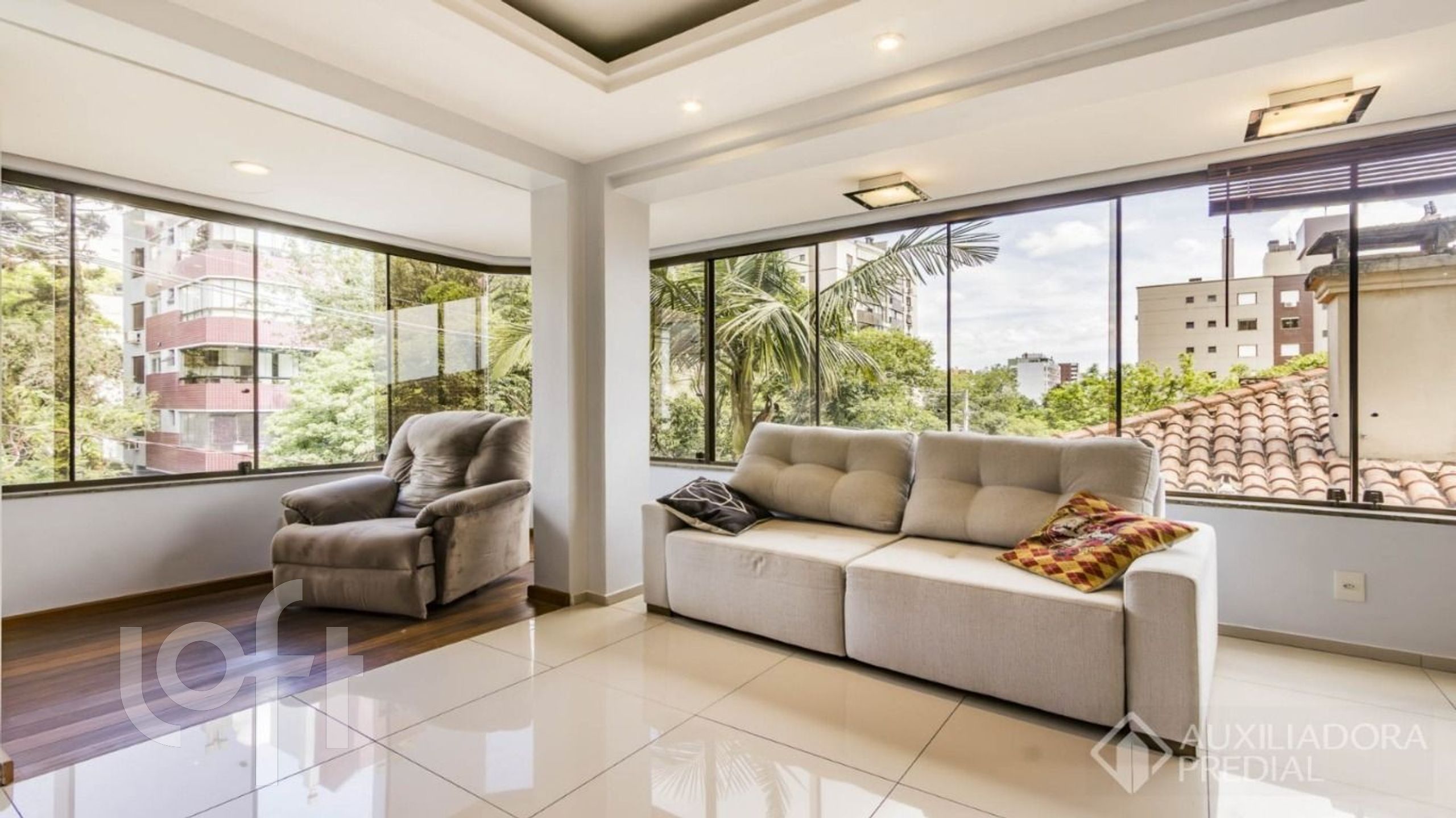 Apartamento com 66m², 2 dormitórios, 1 vaga, Petrópolis em Porto Alegre