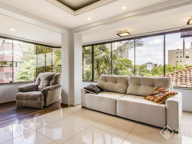 Apartamento com 66m², 2 dormitórios, 1 vaga, Petrópolis em Porto Alegre