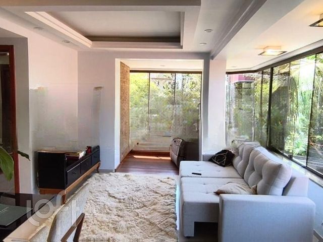 Apartamento com 66m², 2 dormitórios, 1 vaga, Petrópolis em Porto Alegre