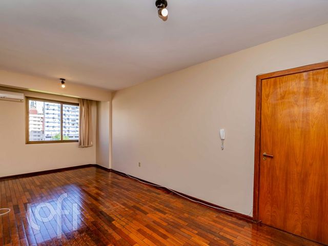 Apartamento com 70m², 2 dormitórios, Cidade Baixa em Porto Alegre