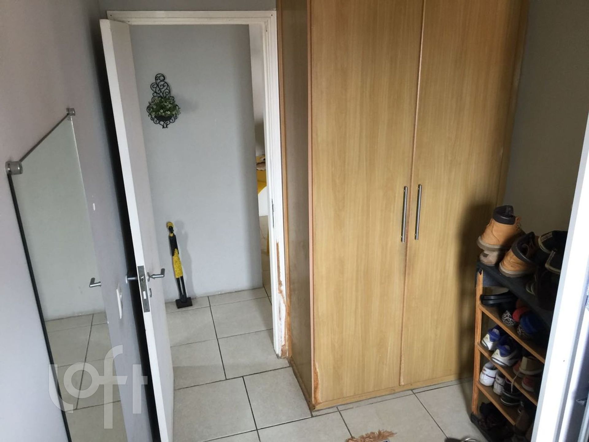 Apartamento à venda com 3 quartos, 72m² - Foto 2