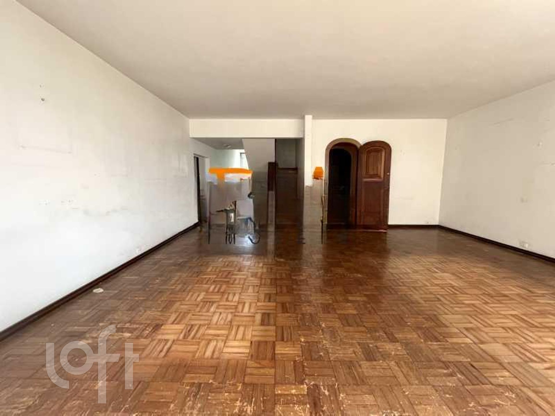 Apartamento à venda com 4 quartos, 300m² - Foto 1