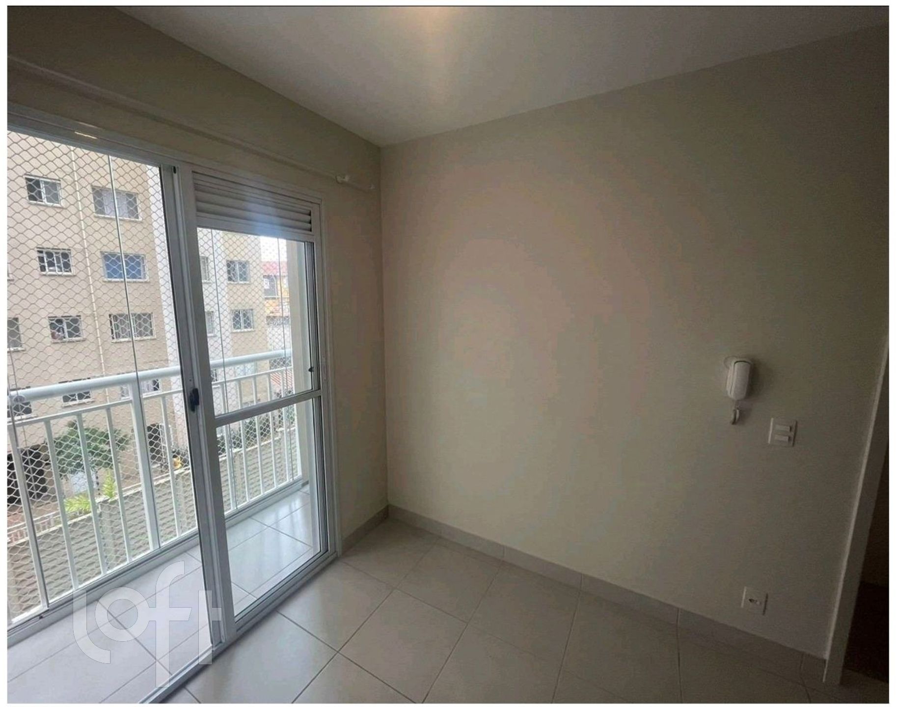 Apartamento à venda com 1 quarto, 28m² - Foto 1