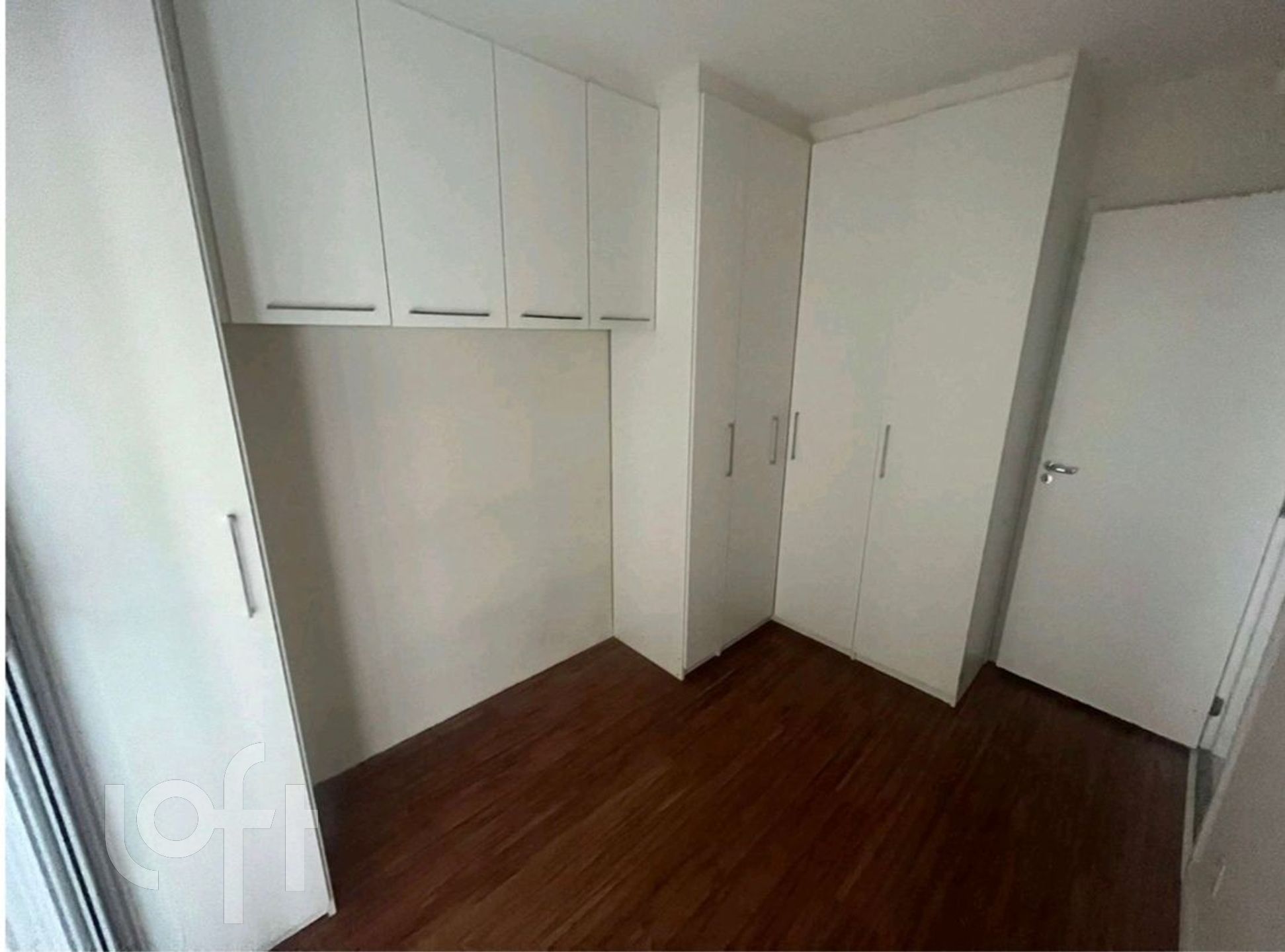 Apartamento à venda com 1 quarto, 28m² - Foto 11