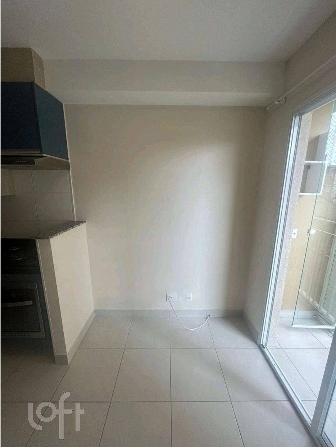 Apartamento à venda com 1 quarto, 28m² - Foto 2