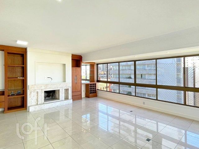 Apartamento com 183m², 4 dormitórios, 1 suíte, 3 vagas, Bela Vista em Porto Alegre