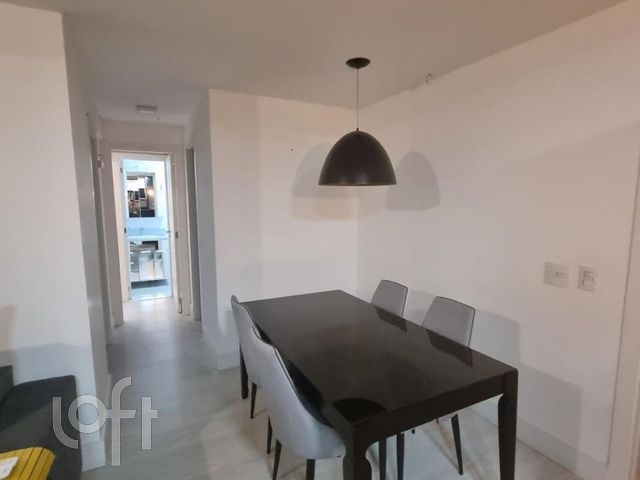 Apartamento com 64m², 2 dormitórios, 1 suíte, 2 vagas, Jardim Botânico em Porto Alegre