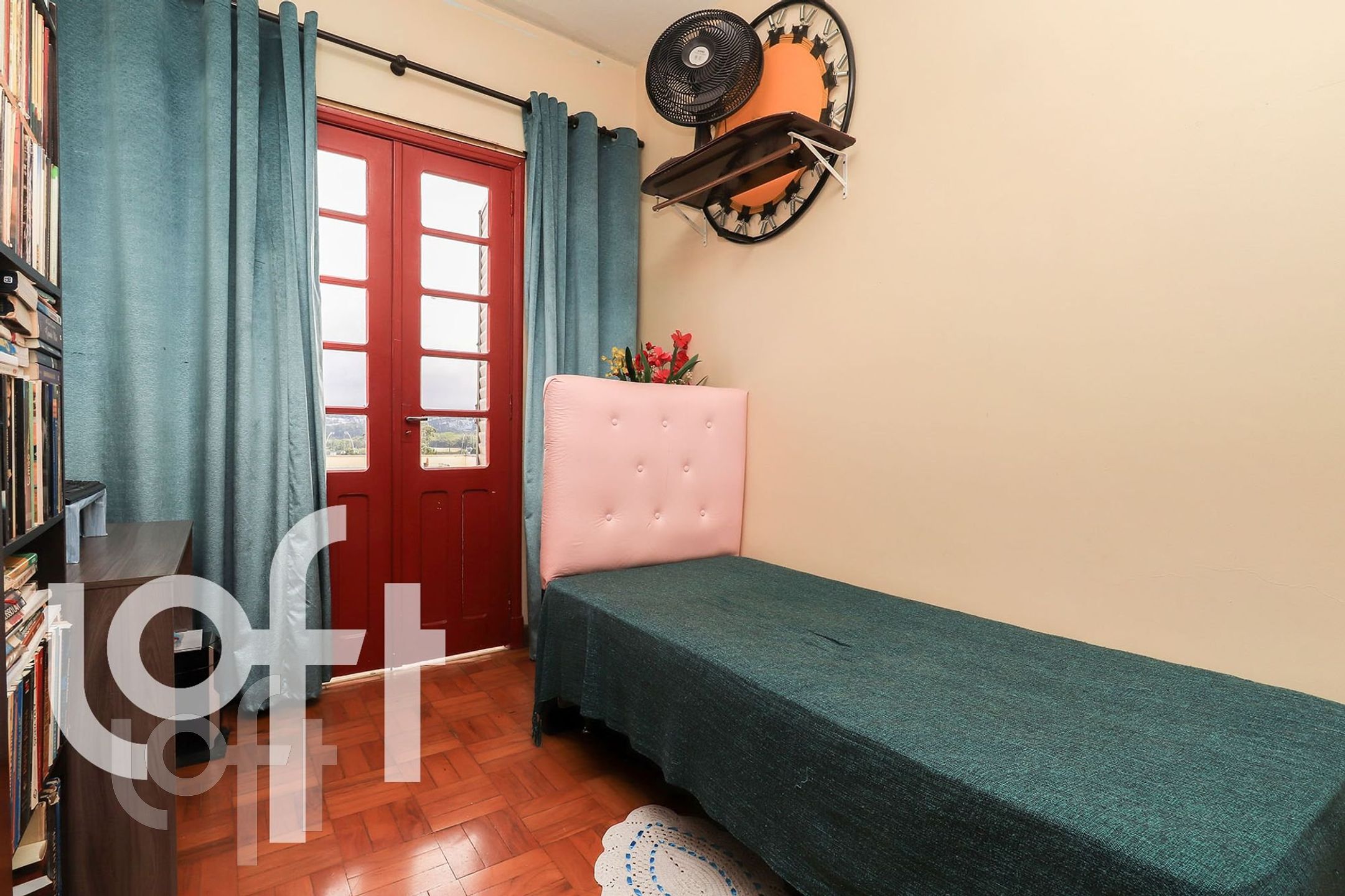 Apartamento à venda com 2 quartos, 75m² - Foto 6