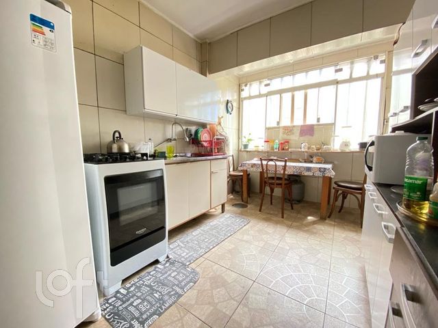 Apartamento com 71m², 3 dormitórios, 1 suíte, Independência em Porto Alegre