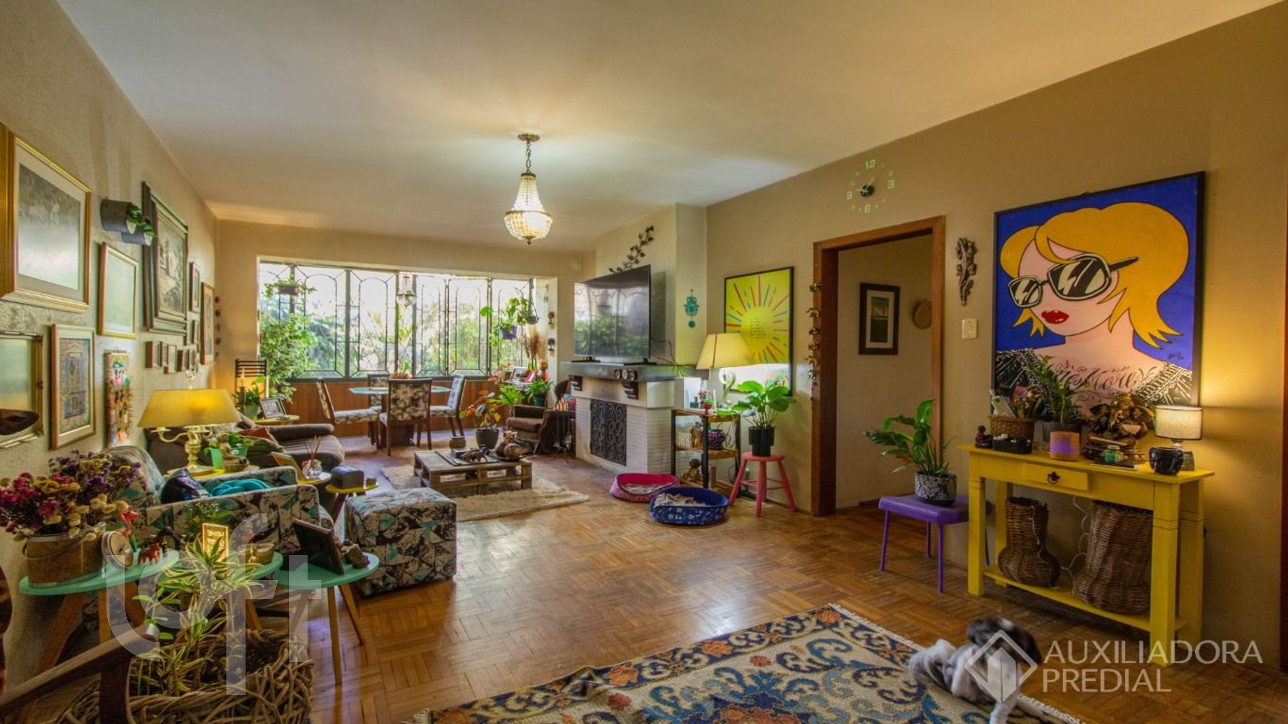 Apartamento com 192m², 3 dormitórios, 1 suíte, 1 vaga, Independência em Porto Alegre