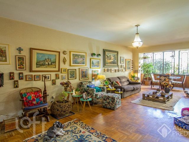 Apartamento com 192m², 3 dormitórios, 1 suíte, 1 vaga, Independência em Porto Alegre