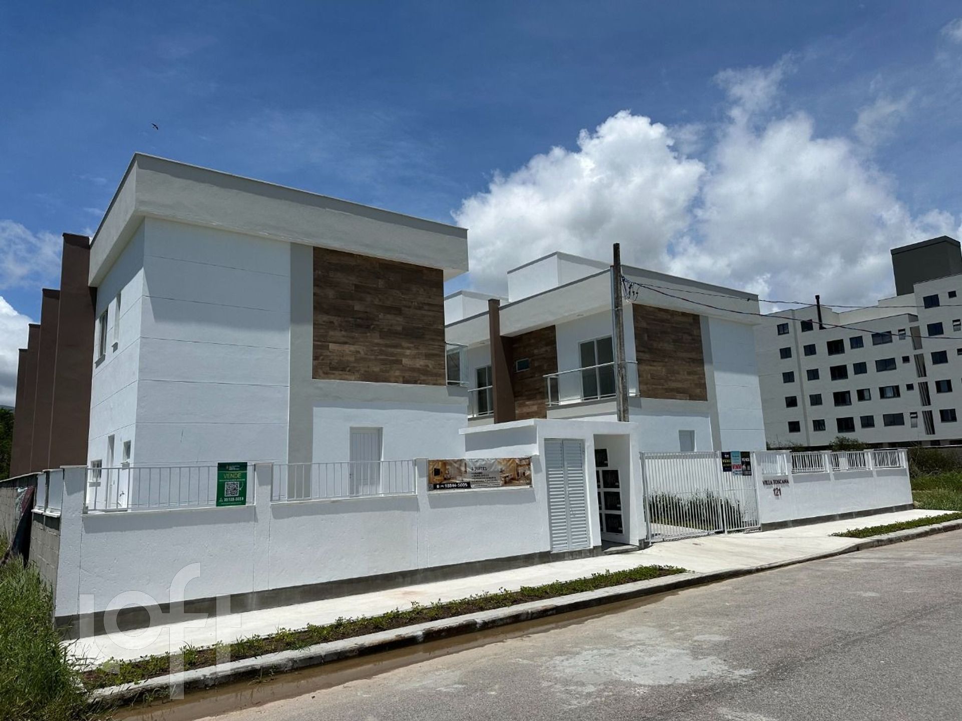 Casa Residencial com 95m², 2 quartos, 2 suítes, 1 garagem, no bairro Nova Palhoca em Palhoça