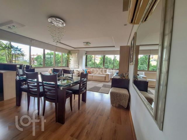 Apartamento com 114m², 3 dormitórios, 1 suíte, 2 vagas, Auxiliadora em Porto Alegre