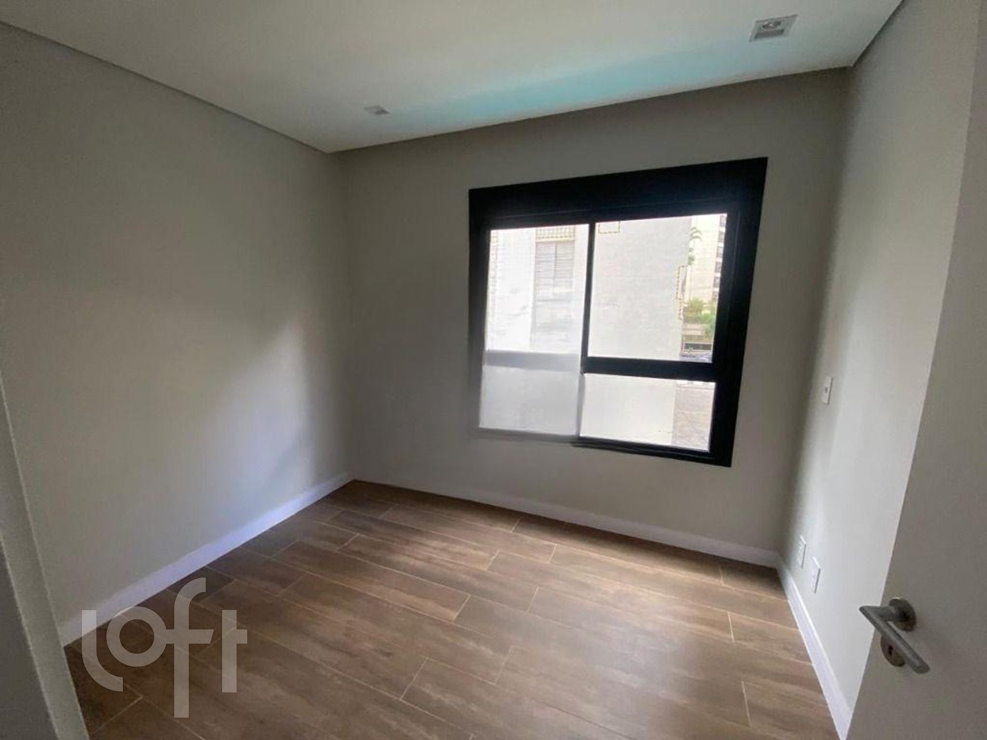 Apartamento à venda com 3 quartos, 143m² - Foto 6