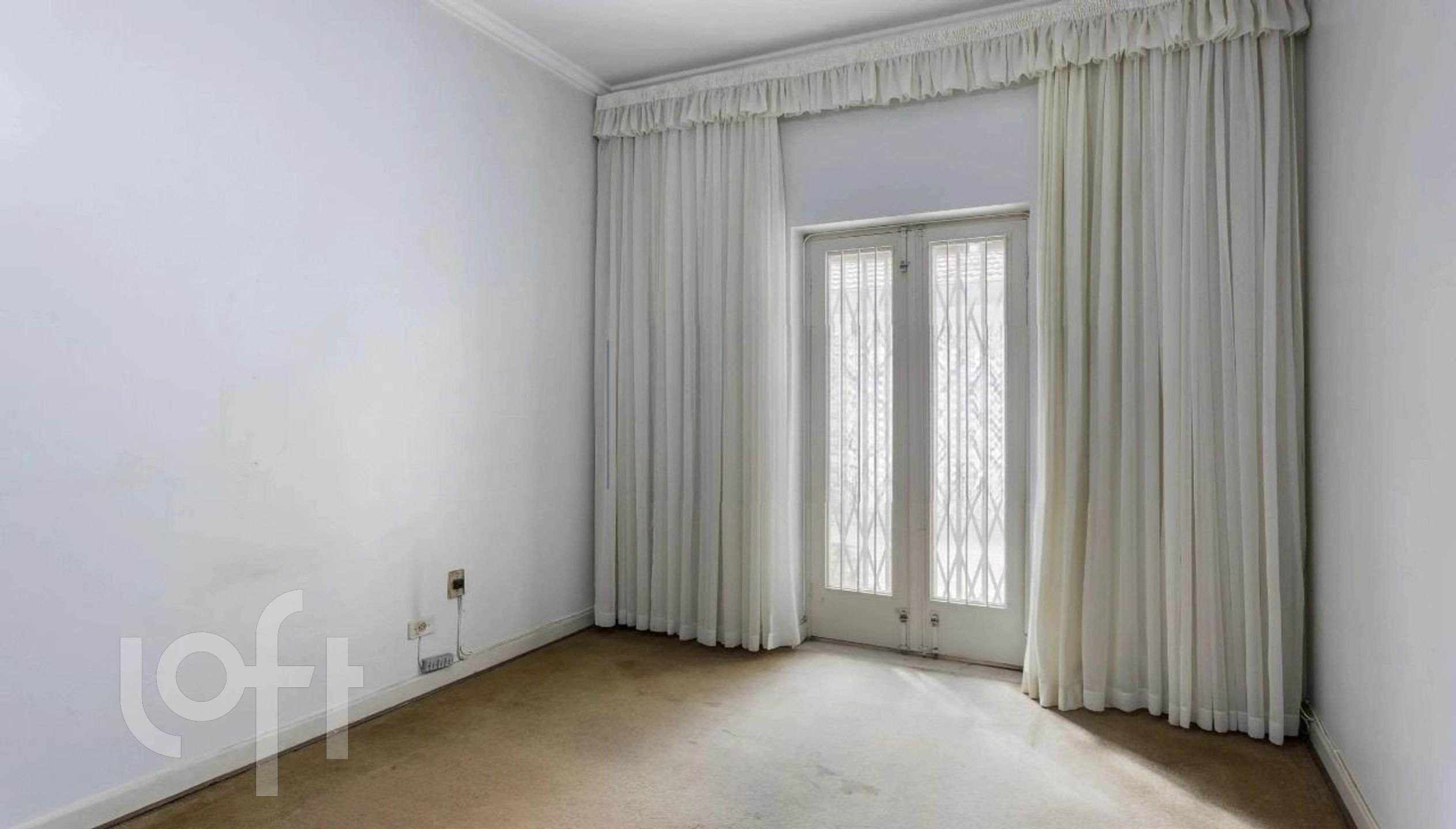 Casa à venda com 4 quartos, 350m² - Foto 14