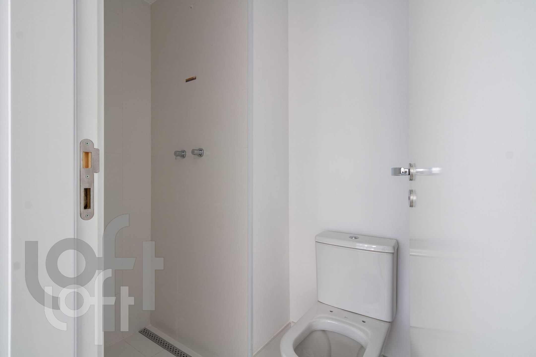 Apartamento à venda com 2 quartos, 70m² - Foto 33