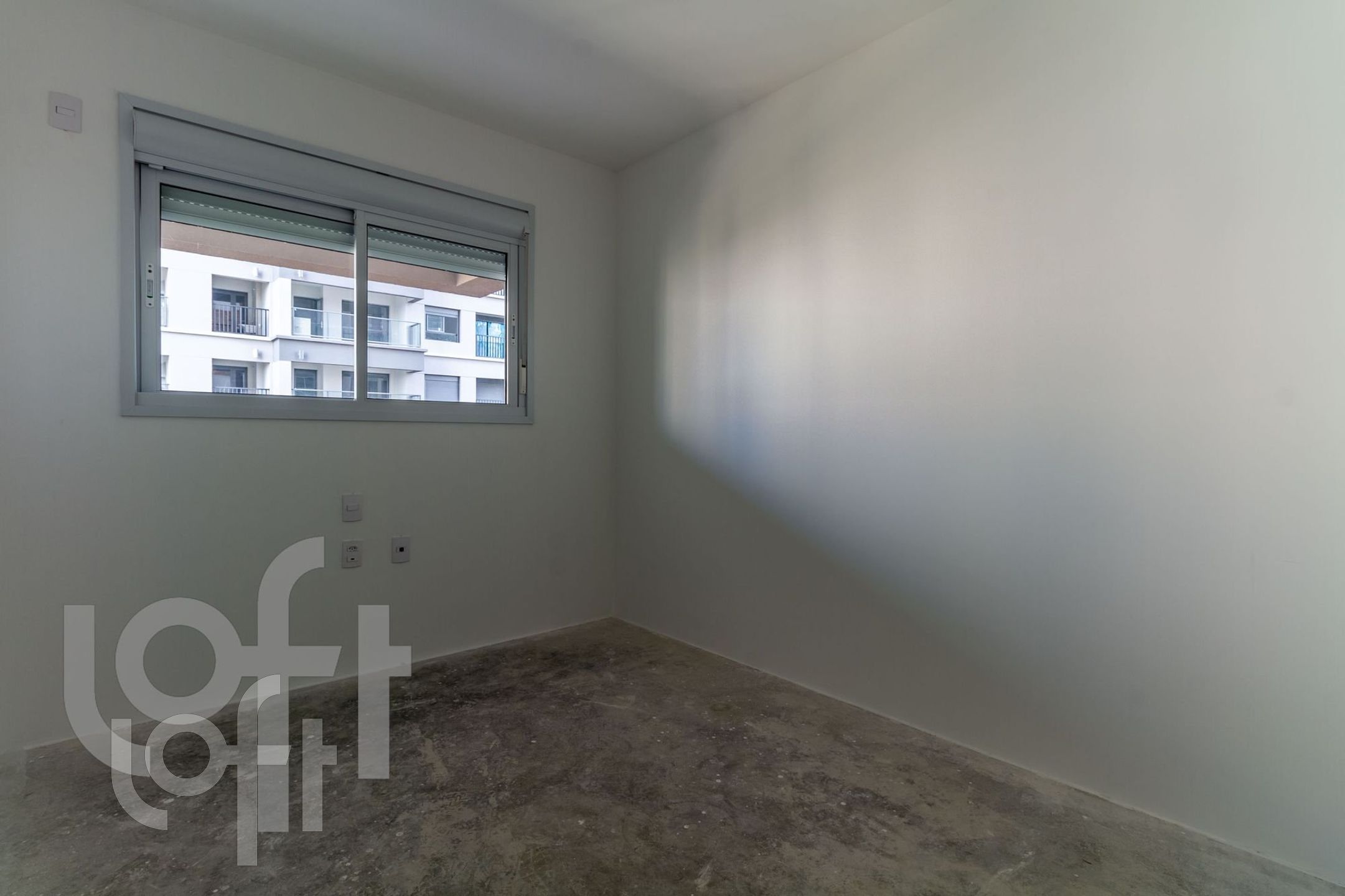 Apartamento à venda com 2 quartos, 70m² - Foto 11