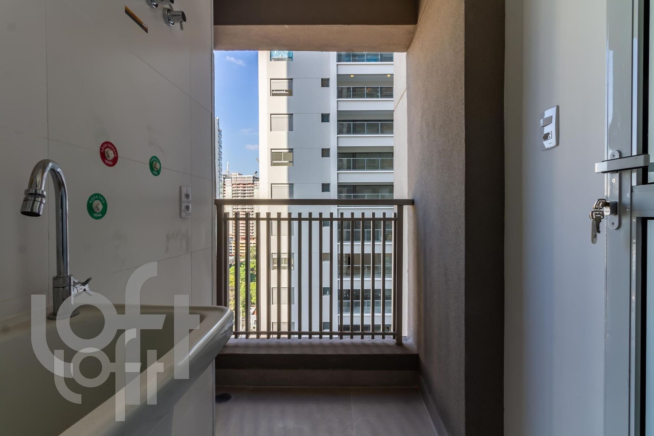 Apartamento à venda com 2 quartos, 70m² - Foto 20