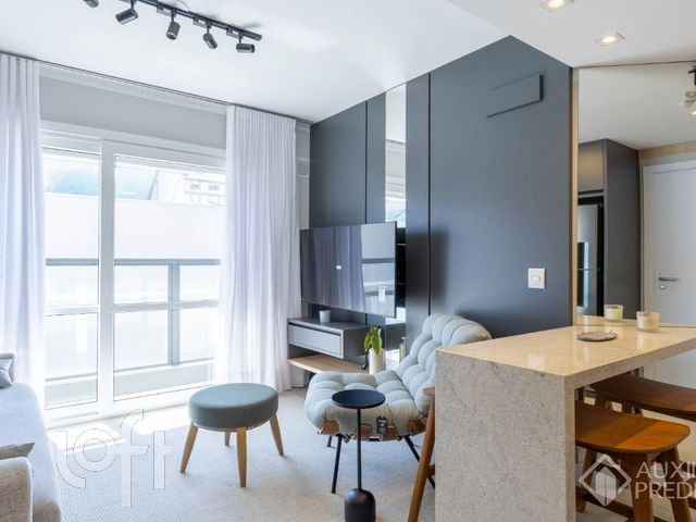 Apartamento com 33m², 1 dormitório, 1 vaga, Cidade Baixa em Porto Alegre