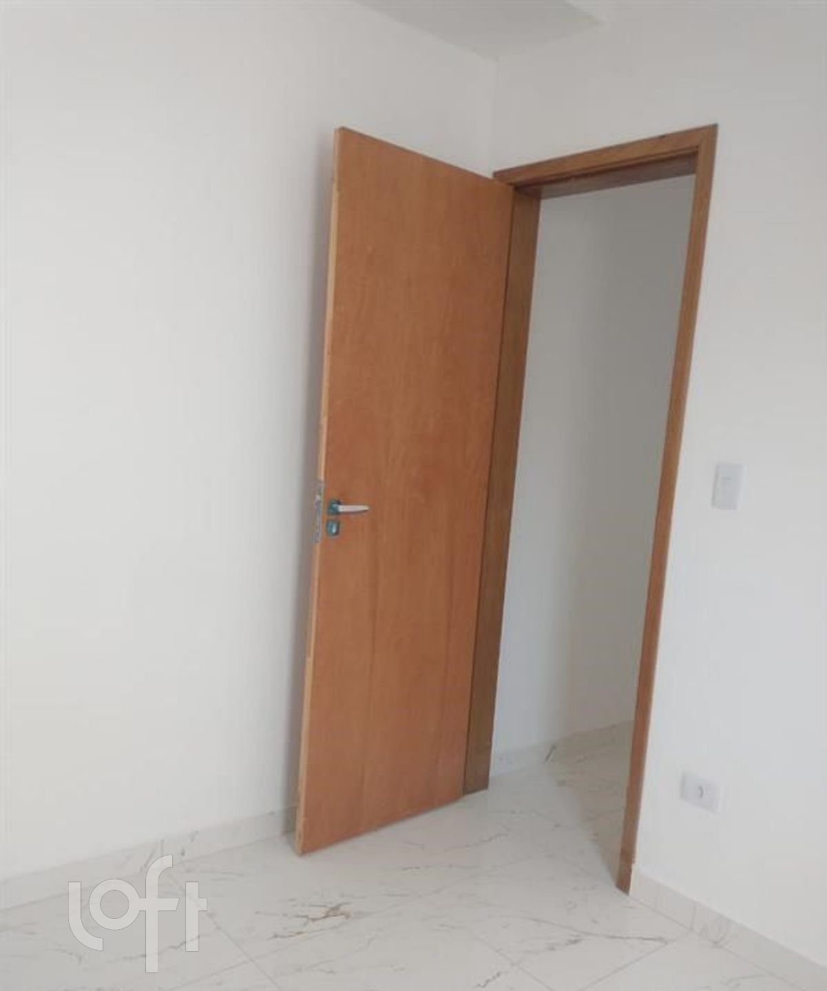 Apartamento à venda com 2 quartos, 41m² - Foto 3