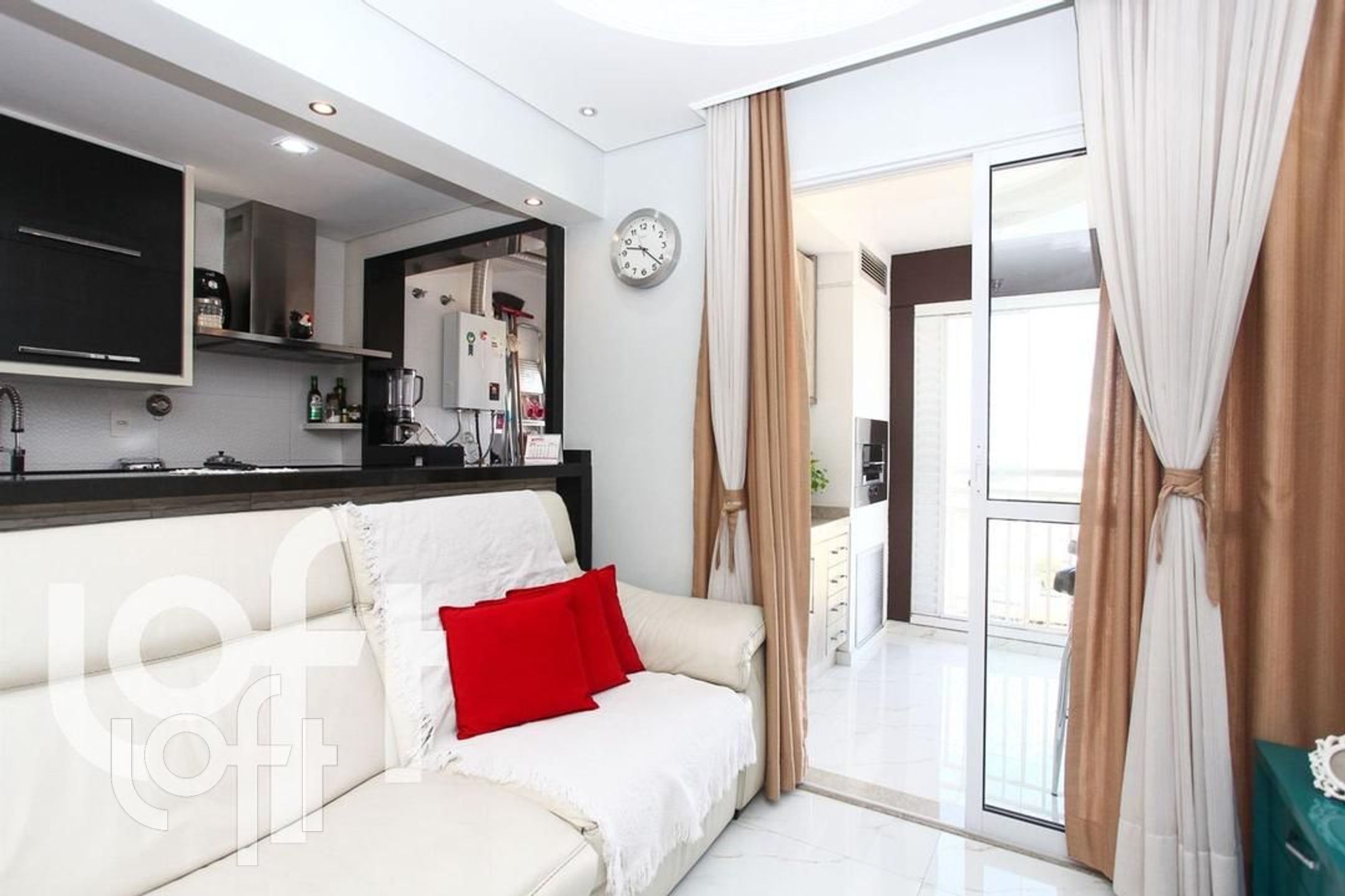 Apartamento à venda com 2 quartos, 63m² - Foto 18