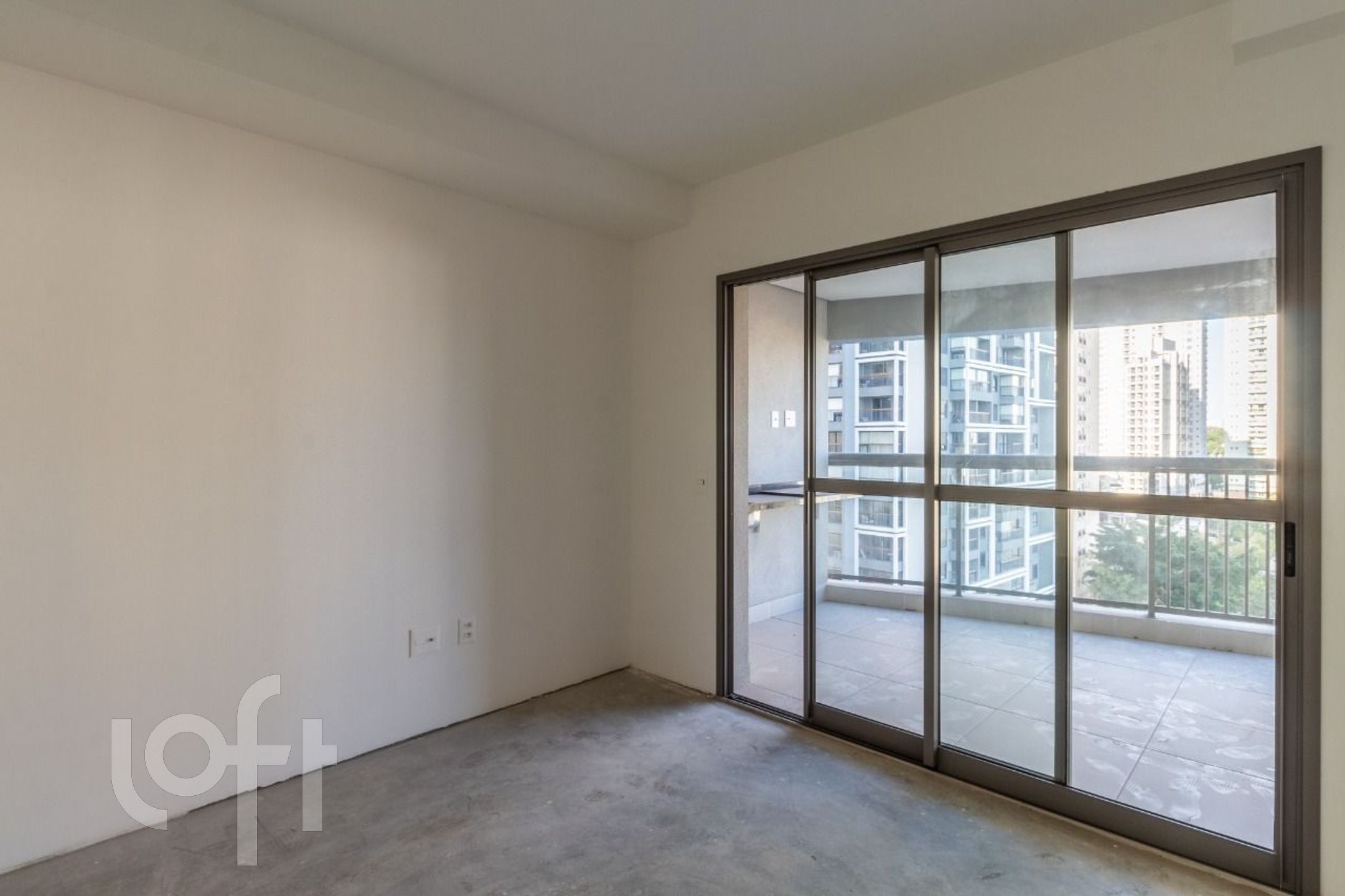 Apartamento à venda com 1 quarto, 32m² - Foto 1