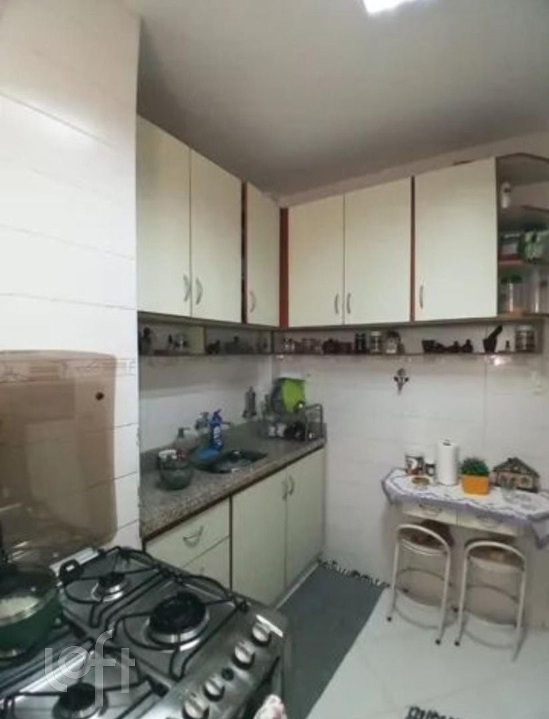 Apartamento à venda com 2 quartos, 70m² - Foto 11