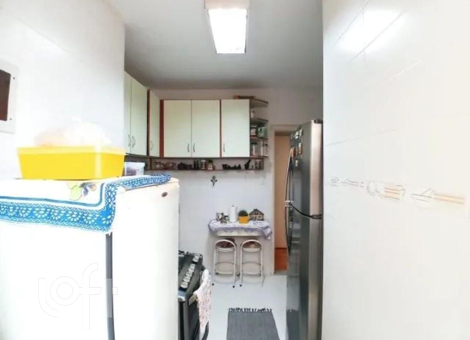 Apartamento à venda com 2 quartos, 70m² - Foto 19