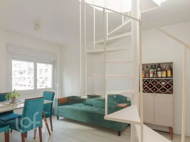 Apartamento com 114m², 2 dormitórios, 1 suíte, Bom Fim em Porto Alegre