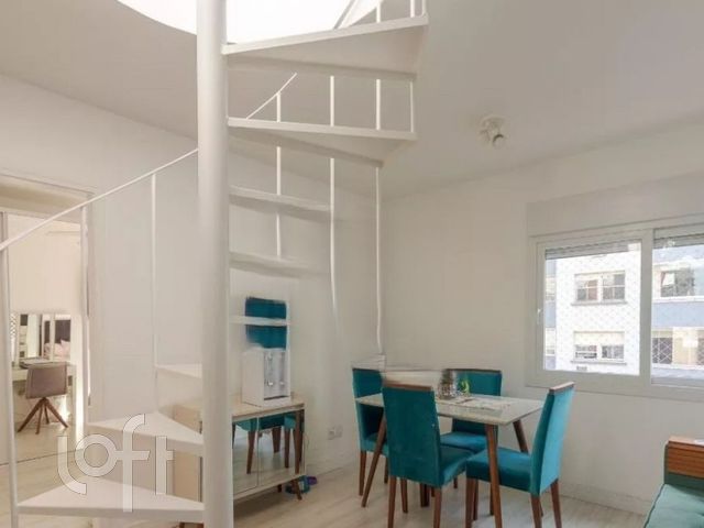 Apartamento com 114m², 2 dormitórios, 1 suíte, Bom Fim em Porto Alegre