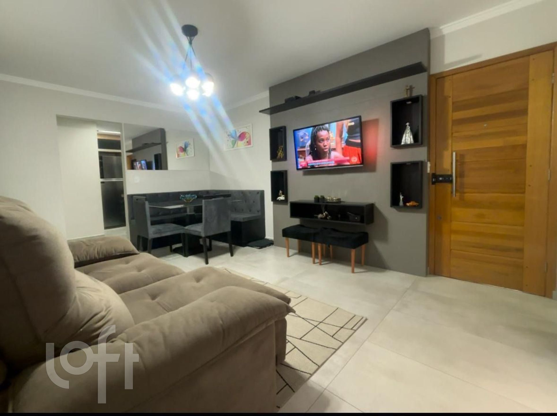 Casa à venda com 2 quartos, 89m² - Foto 1