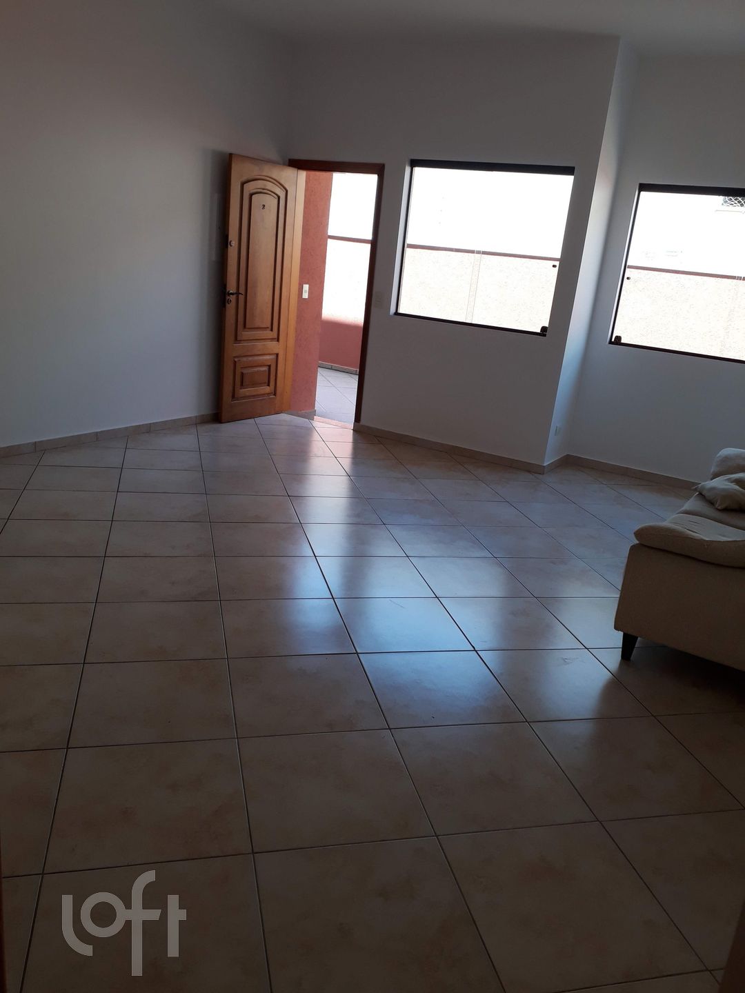 Apartamento à venda com 3 quartos, 203m² - Foto 2