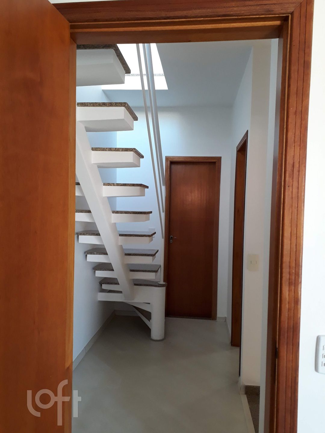 Apartamento à venda com 3 quartos, 203m² - Foto 6