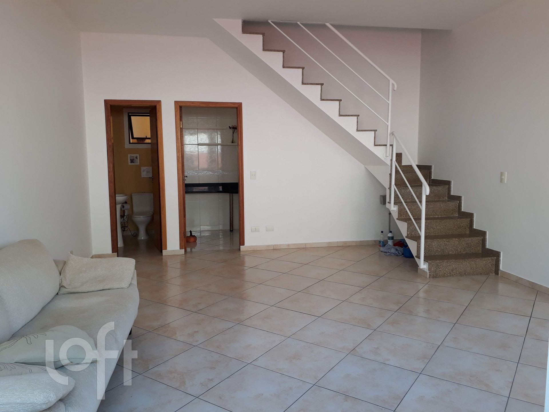 Apartamento à venda com 3 quartos, 203m² - Foto 1