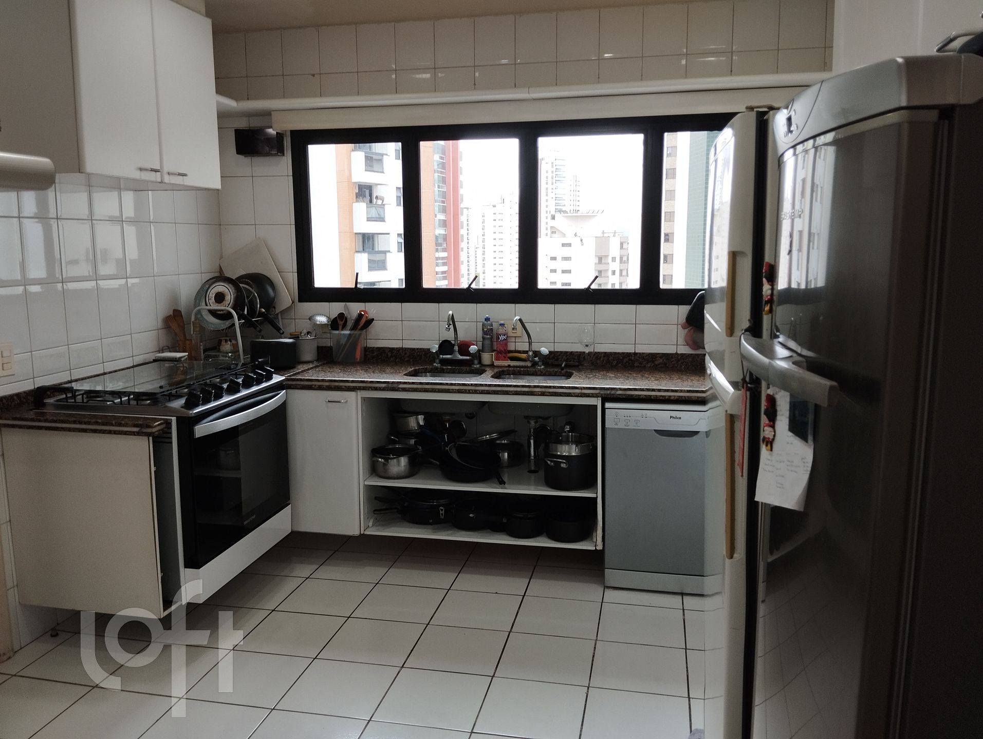 Apartamento à venda com 3 quartos, 160m² - Foto 5