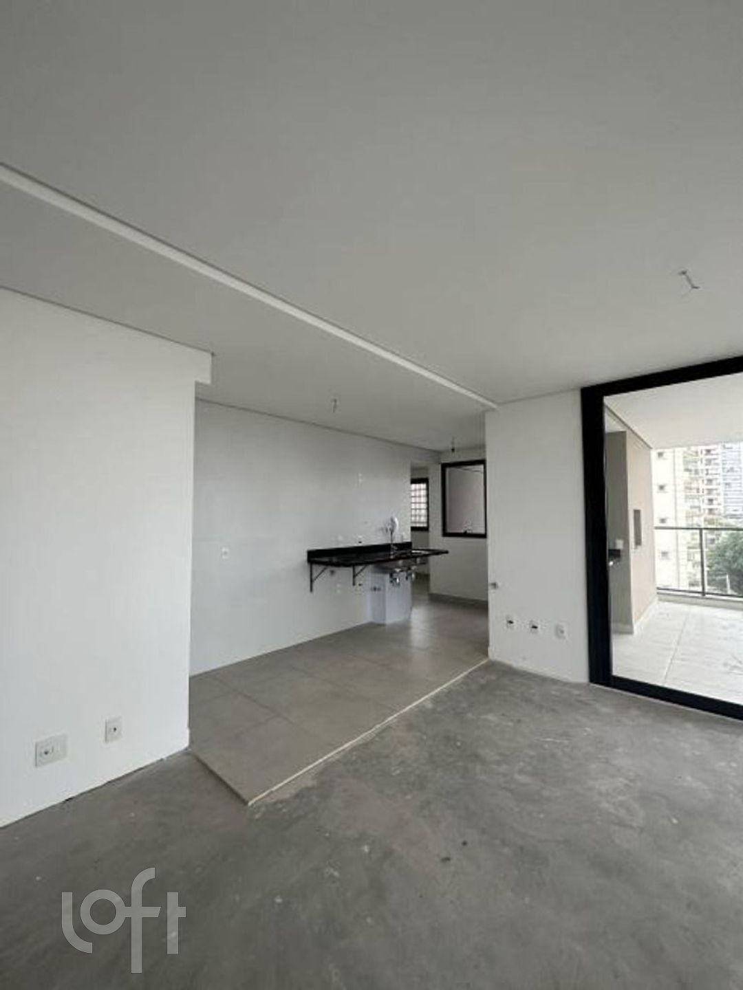 Apartamento à venda com 3 quartos, 154m² - Foto 2