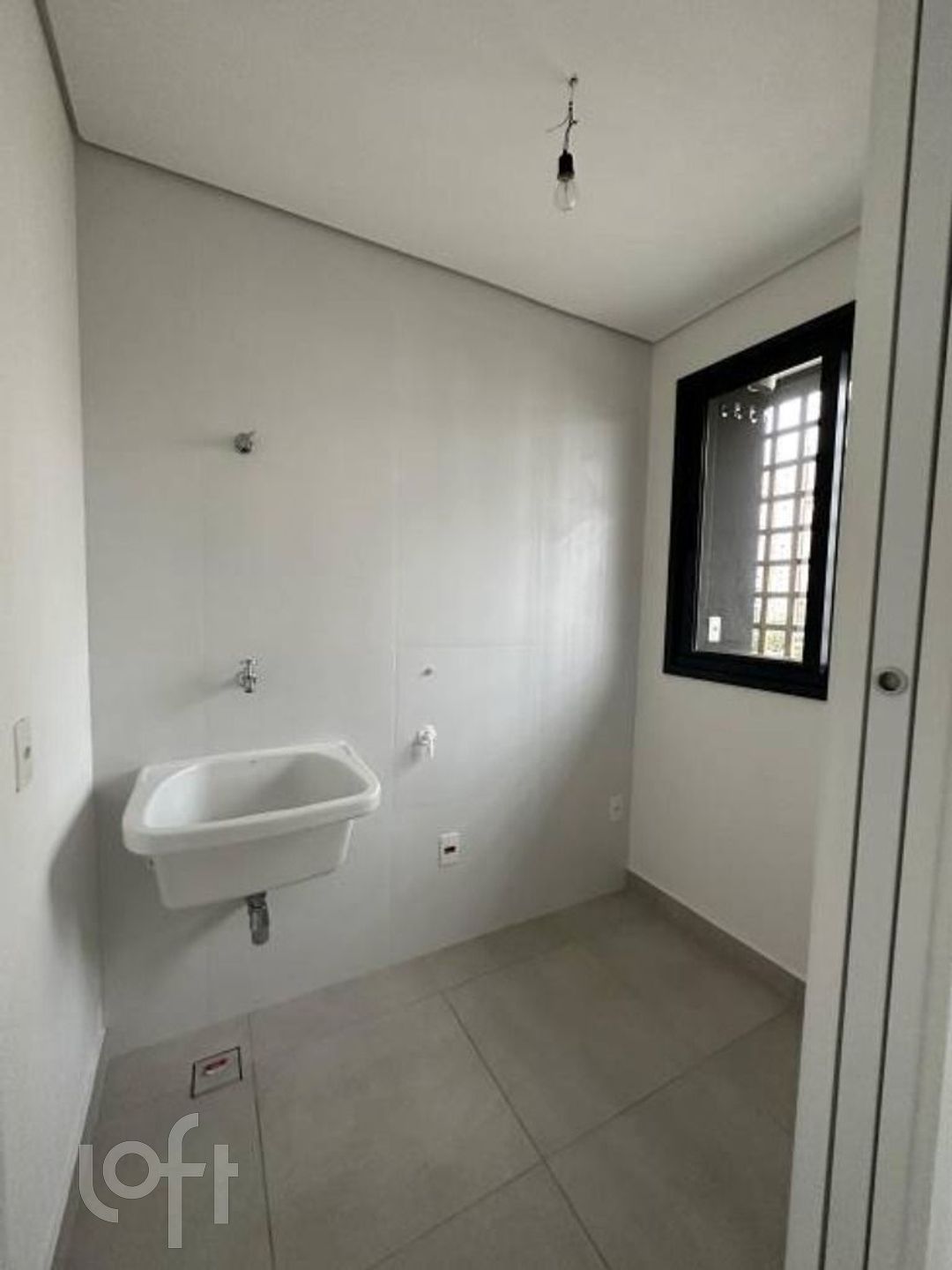 Apartamento à venda com 3 quartos, 154m² - Foto 4