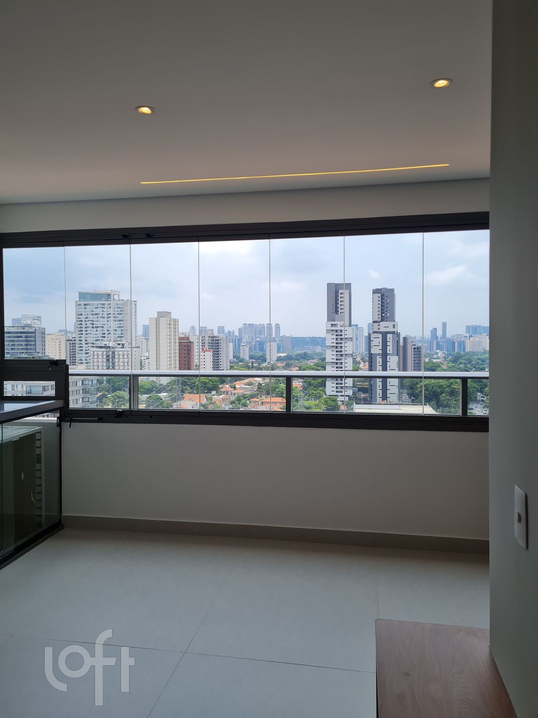 Apartamento à venda com 2 quartos, 70m² - Foto 13