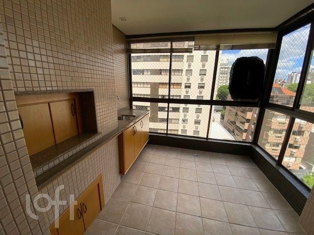 Apartamento com 92m², 3 dormitórios, 1 suíte, 2 vagas, Petrópolis em Porto Alegre